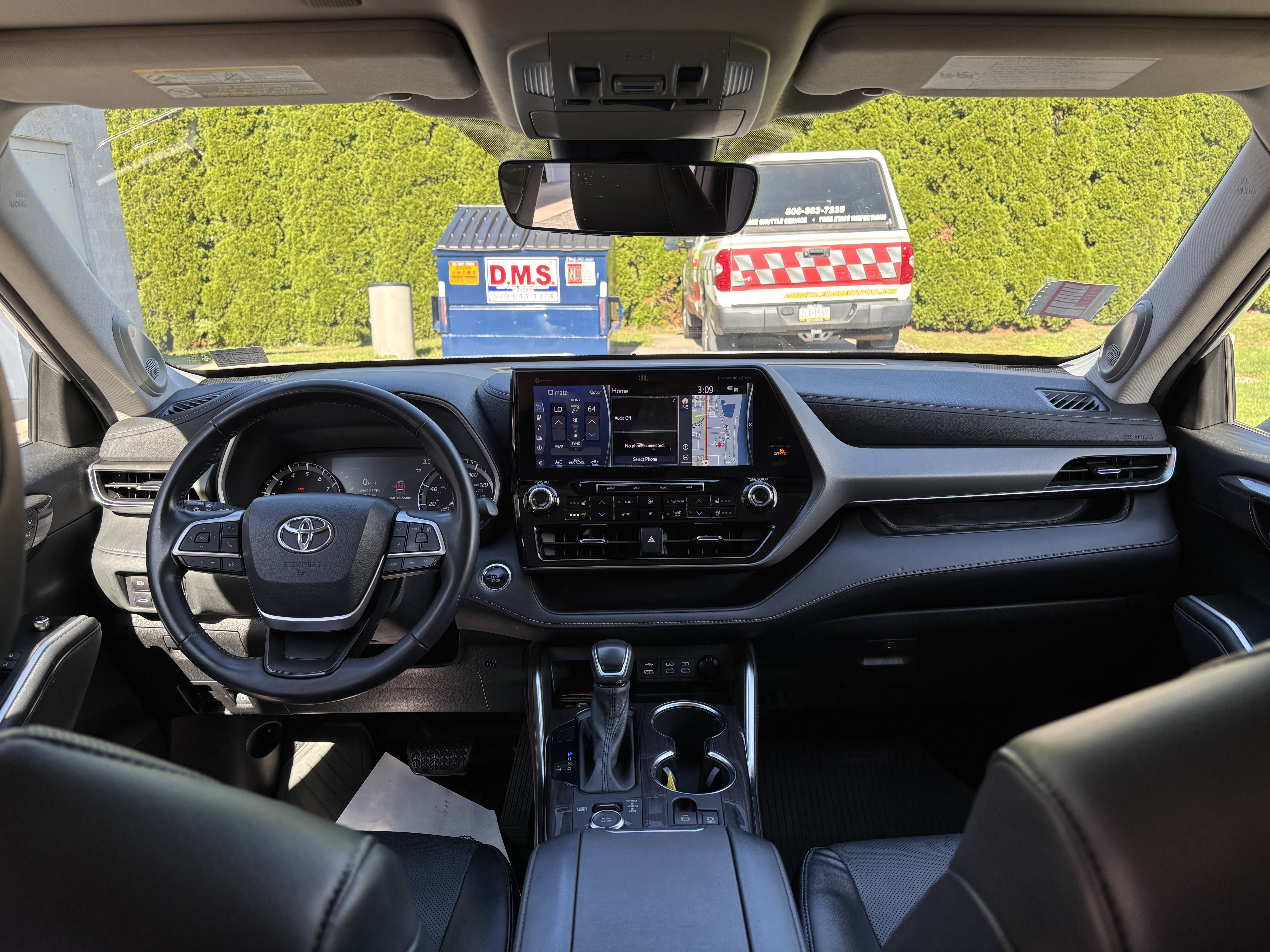 Used 2022 Toyota Highlander Limited AWD/4WD image 16