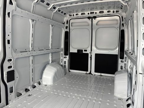 New 2026 RAM ProMaster 2500 FWD image 24