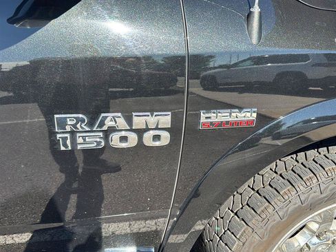 Used 2016 RAM 1500 Laramie w/ Convenience Group AWD/4WD image 6