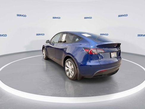 Used 2024 Tesla Model Y Long Range AWD/4WD image 6