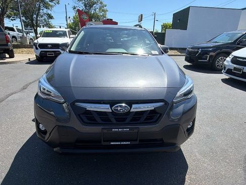 Used 2023 Subaru Crosstrek 2.5i Limited AWD/4WD image 8