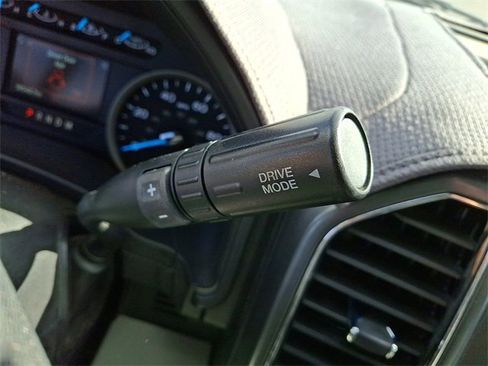 Used 2021 Ford F250 XLT w/ XLT Premium Package image 16