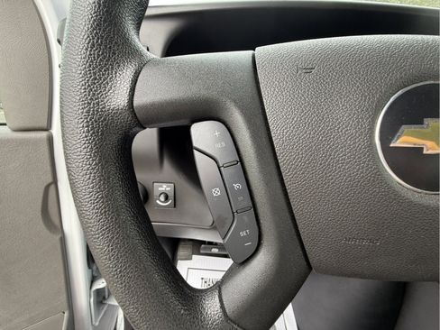 Certified 2024 Chevrolet Express 2500 w/ Driver Convenience Package image 20