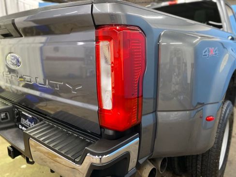 Used 2025 Ford F350 XLT image 13