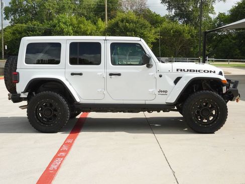 Used 2022 Jeep Wrangler Unlimited Rubicon w/ Trailer Tow Package AWD/4WD image 6