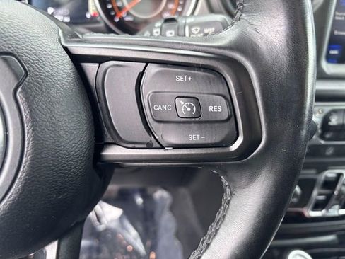 Used 2022 Jeep Wrangler Unlimited Sport image 16