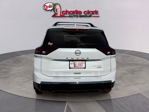 Used 2025 Nissan Rogue Platinum AWD/4WD image 4