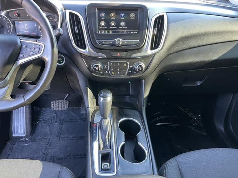 Used 2019 Chevrolet Equinox LT image 18