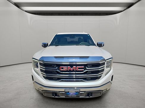 Used 2022 GMC Sierra 1500 SLT w/ SLT Convenience Package AWD/4WD image 8