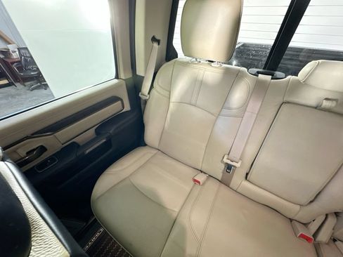 Used 2022 RAM 2500 Limited AWD/4WD image 12