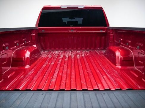 Used 2021 Chevrolet Silverado 1500 LT image 9