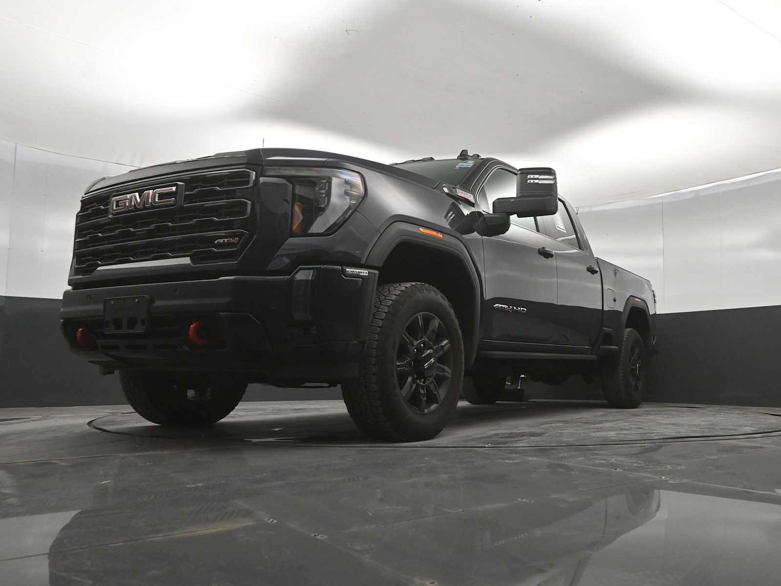 Used 2024 GMC Sierra 2500 AT4 w/ AT4 Premium Plus Package AWD/4WD image 44