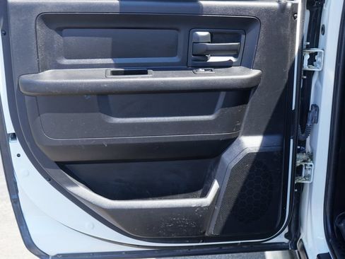 Used 2015 RAM 2500 Tradesman w/ Chrome Appearance Group AWD/4WD image 26