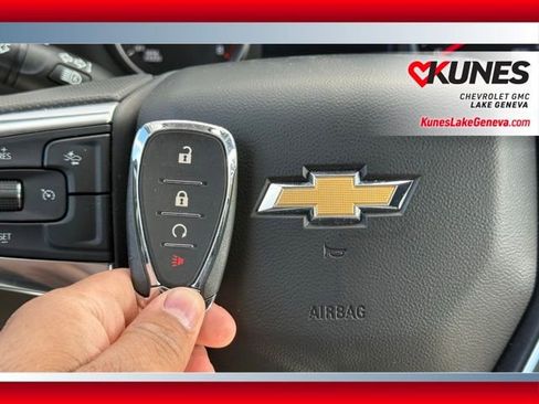 Used 2025 Chevrolet Blazer LT image 47