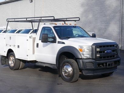 Used 2013 Ford F450 XL w/ Heavy Service Suspension Pkg
