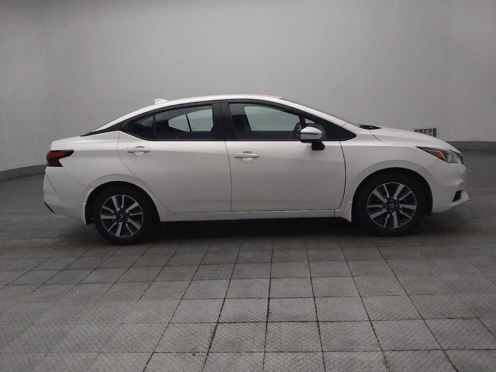 Used 2021 Nissan Versa SV FWD image 11