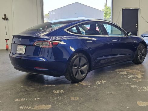 Used 2020 Tesla Model 3 Standard Range Plus RWD image 4