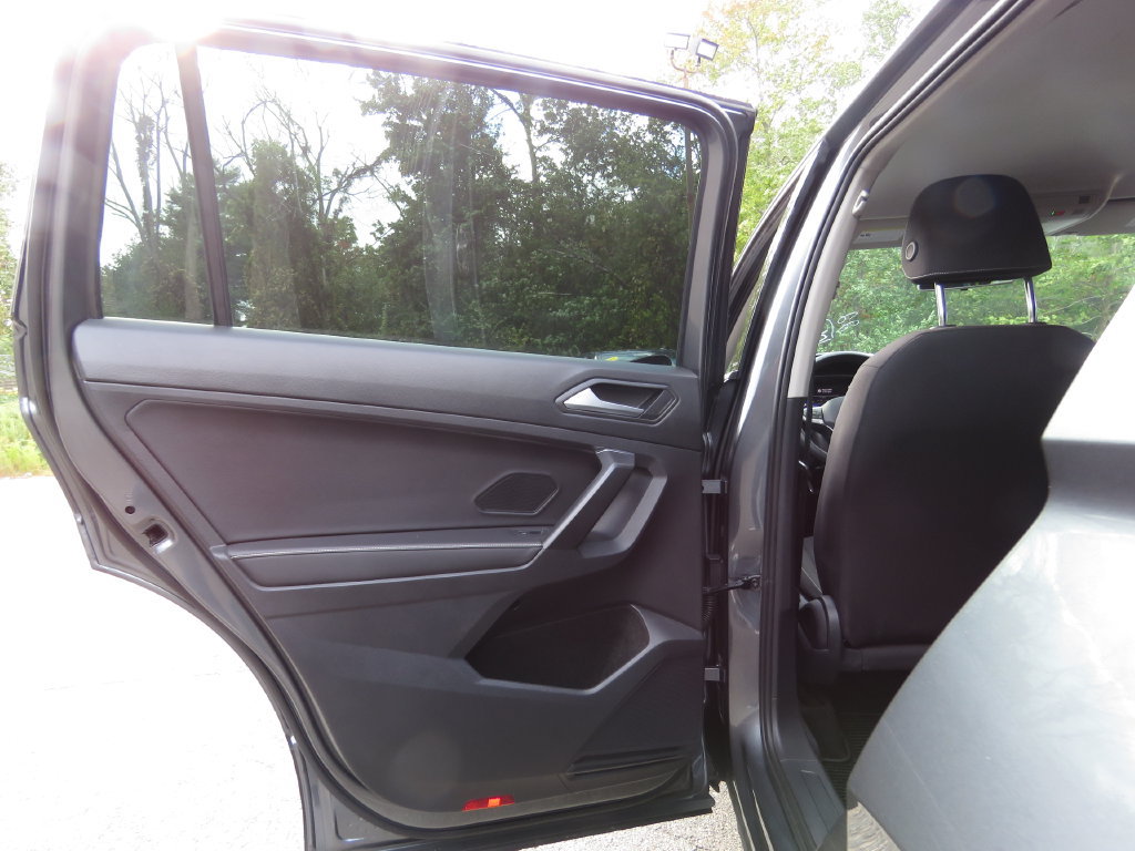 Used 2022 Volkswagen Tiguan S AWD/4WD image 18