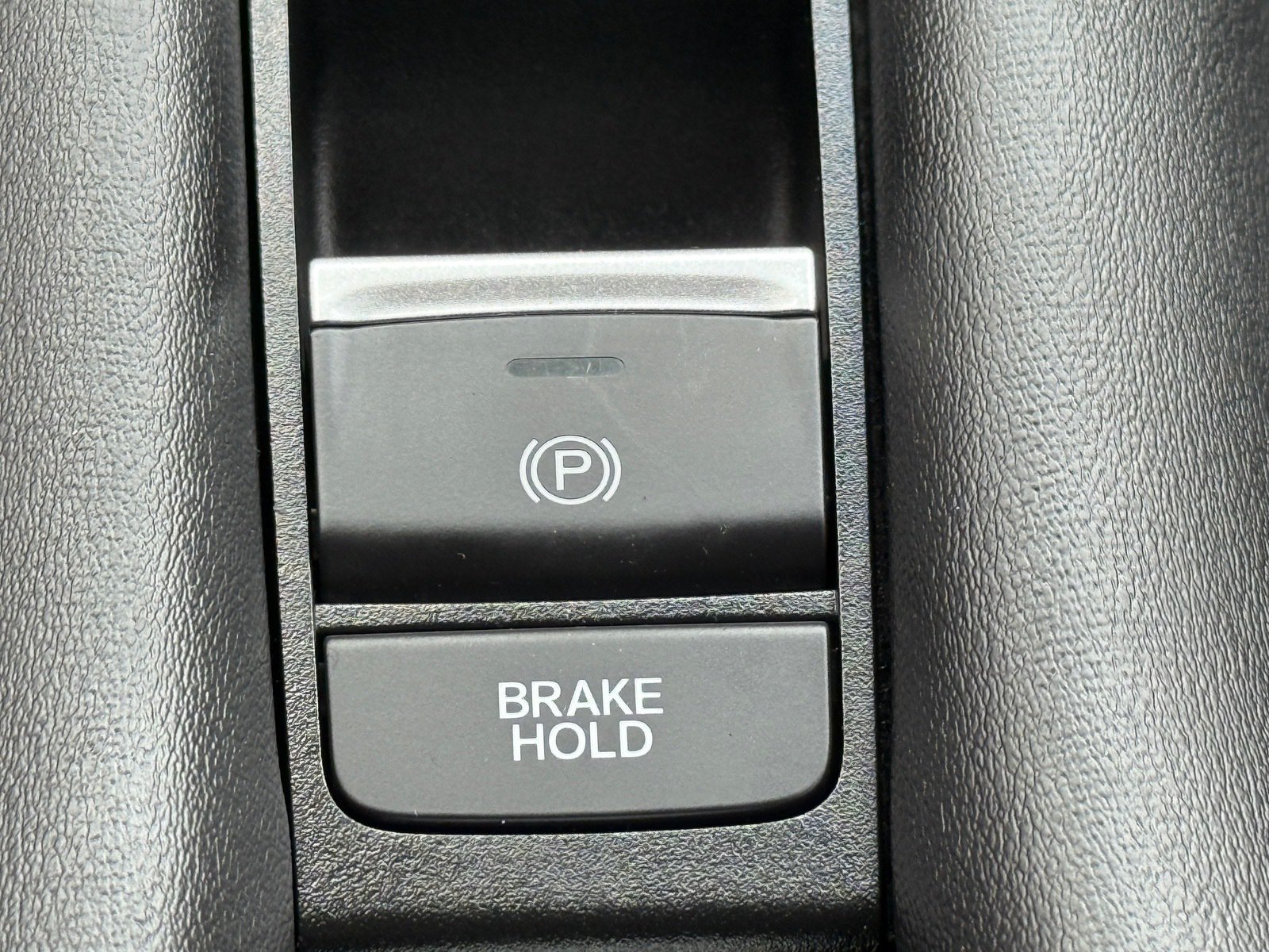 Used 2026 Honda HR-V Sport image 36