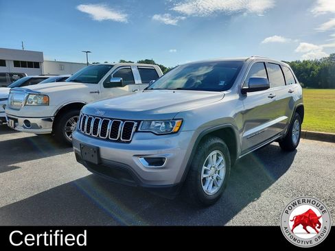 Used 2019 Jeep Grand Cherokee Laredo RWD image 1