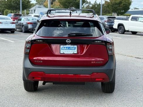 New 2026 Nissan Kicks SR w/ SR Premium Package image 6