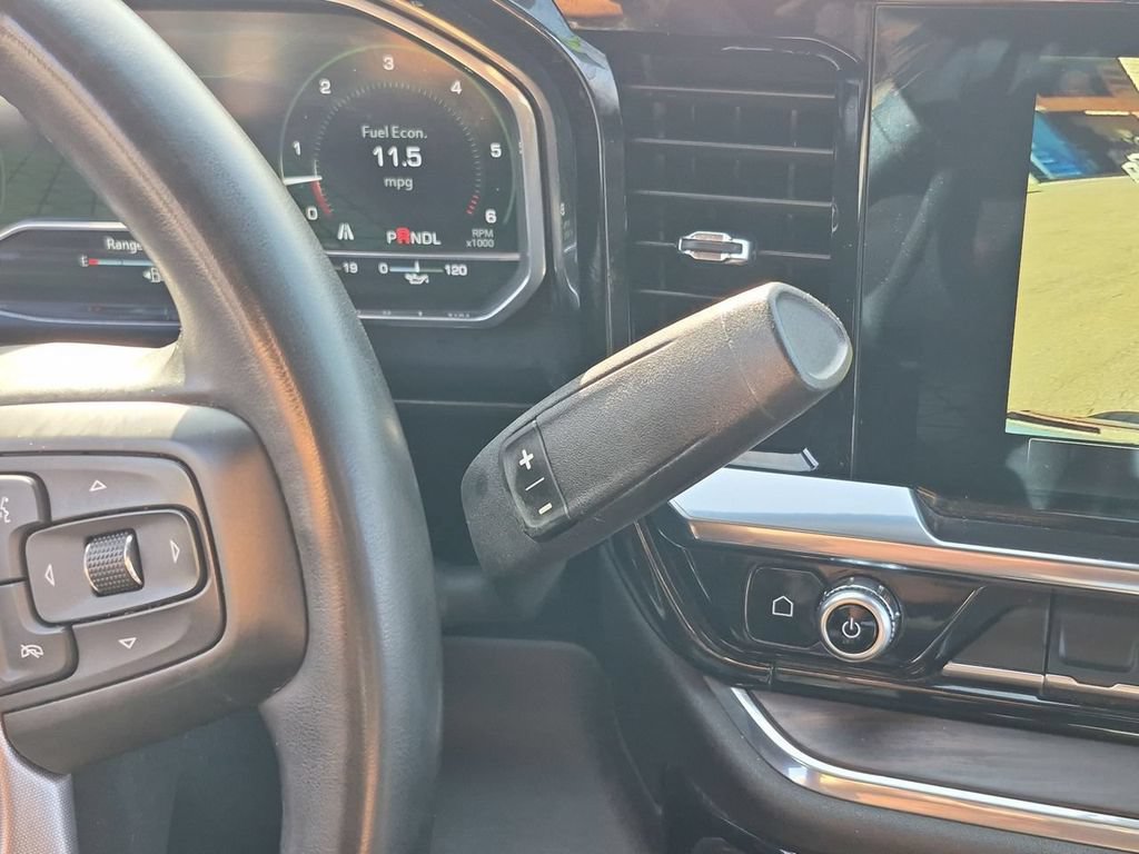 Used 2025 GMC Sierra 1500 SLT RWD image 16