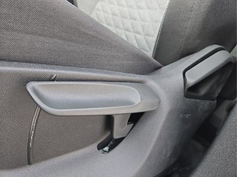 New 2026 Volkswagen Tiguan S image 18