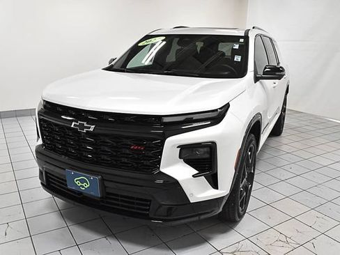 Certified 2024 Chevrolet Traverse RS AWD/4WD image 1