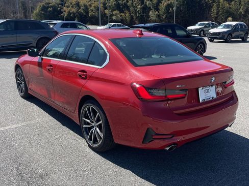 Used 2020 BMW 330i xDrive Sedan w/ Convenience Package image 2