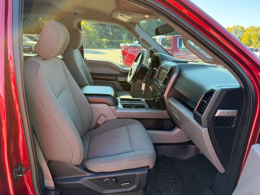 Used 2018 Ford F150 XLT w/ Equipment Group 302A Luxury AWD/4WD image 22