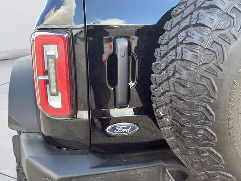 Used 2024 Ford Bronco Wildtrak AWD/4WD image 38