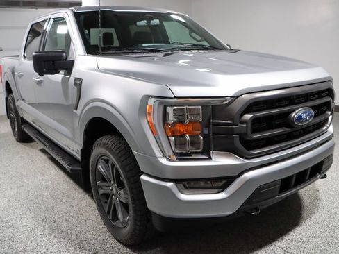 Used 2023 Ford F150 XLT AWD/4WD image 5