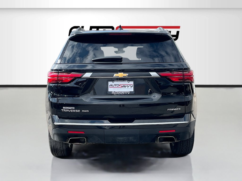 Used 2023 Chevrolet Traverse Premier w/ LPO, Floor Liner Package AWD/4WD image 6