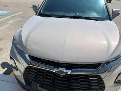 Used 2021 Chevrolet Blazer RS w/ Enhanced Convenience Package FWD image 2