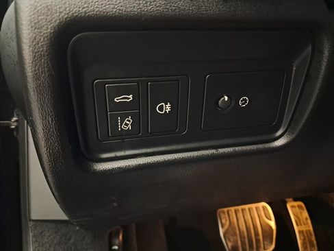 Used 2021 Jaguar F-TYPE Convertible image 28