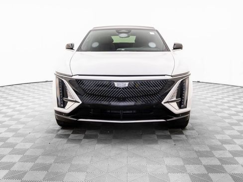 Certified 2025 Cadillac Lyriq Luxury w/ LPO, Floor Liner Package image 10