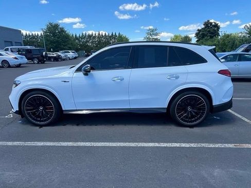 Used 2024 Mercedes-Benz GLC 43 AMG 4MATIC image 5