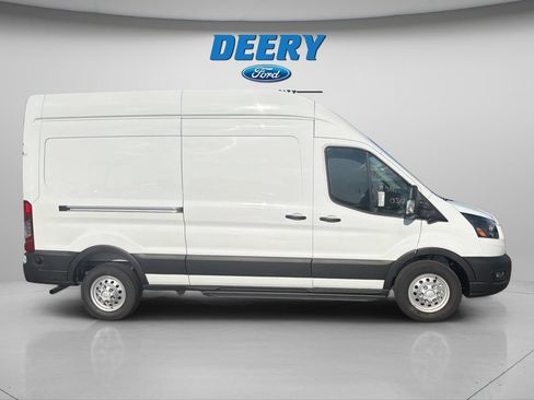 New 2026 Ford Transit 250 148 High Roof AWD w/ Load Area Protection Package image 7