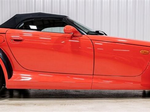 Used 1999 Plymouth Prowler RWD image 26