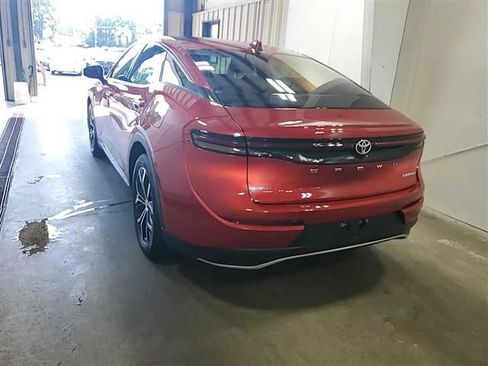 Used 2023 Toyota Crown AWD/4WD image 15