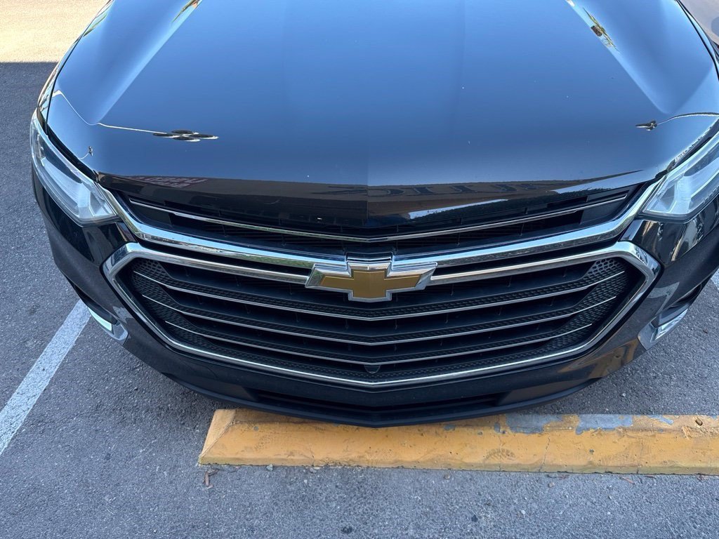 Certified 2021 Chevrolet Traverse LT w/ LT Premium Package FWD image 6