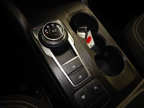 Used 2024 Ford Escape Active image 21