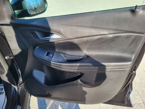 Used 2020 Buick Encore GX Select w/ Experience Buick Package image 28