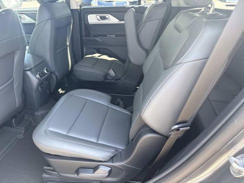 New 2026 Ford Explorer Active image 8