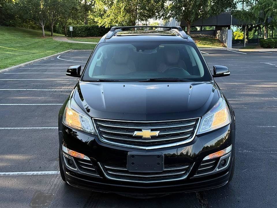 Used 2017 Chevrolet Traverse Premier AWD/4WD image 3