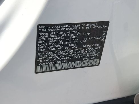 Used 2024 Volkswagen Atlas Cross Sport SE w/ Panoramic Sunroof Package FWD image 38