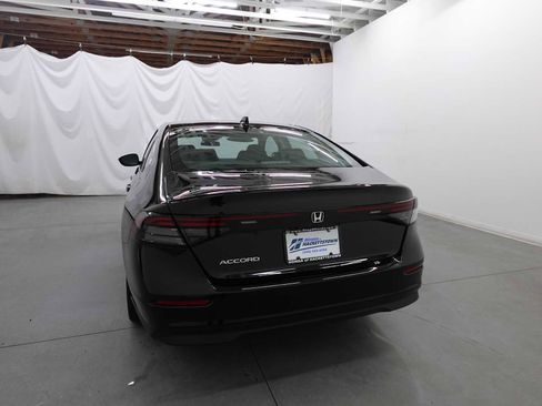 Used 2023 Honda Accord LX image 7
