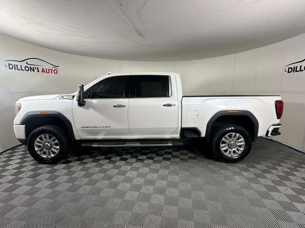 Used 2021 GMC Sierra 3500 Denali w/ Denali Ultimate Package AWD/4WD image 3