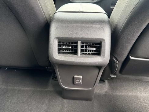 Used 2023 GMC Terrain SLE w/ Elevation Edition FWD image 13