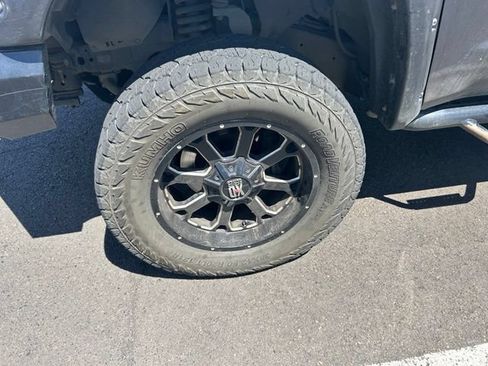 Used 2018 Toyota Tundra Platinum AWD/4WD image 5